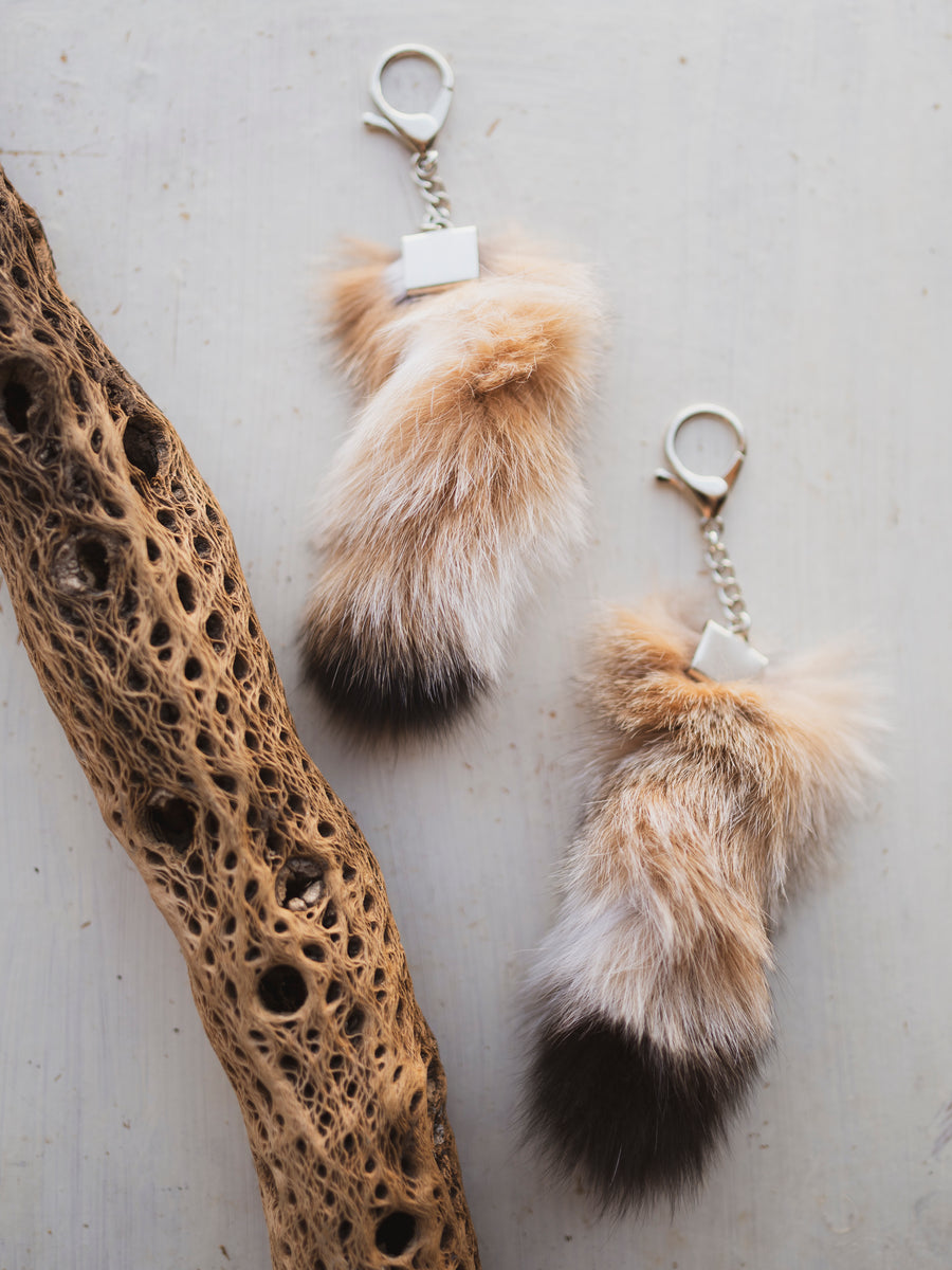 Lynx Tail Keychain, CA936 – Black Moth