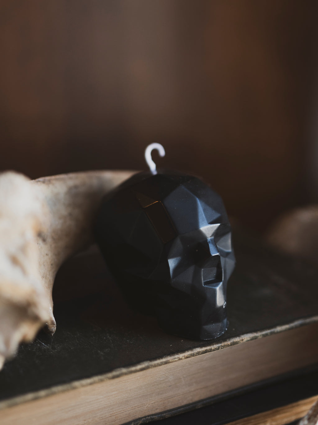 2.5" Black Geometric Skull Candle, HD417