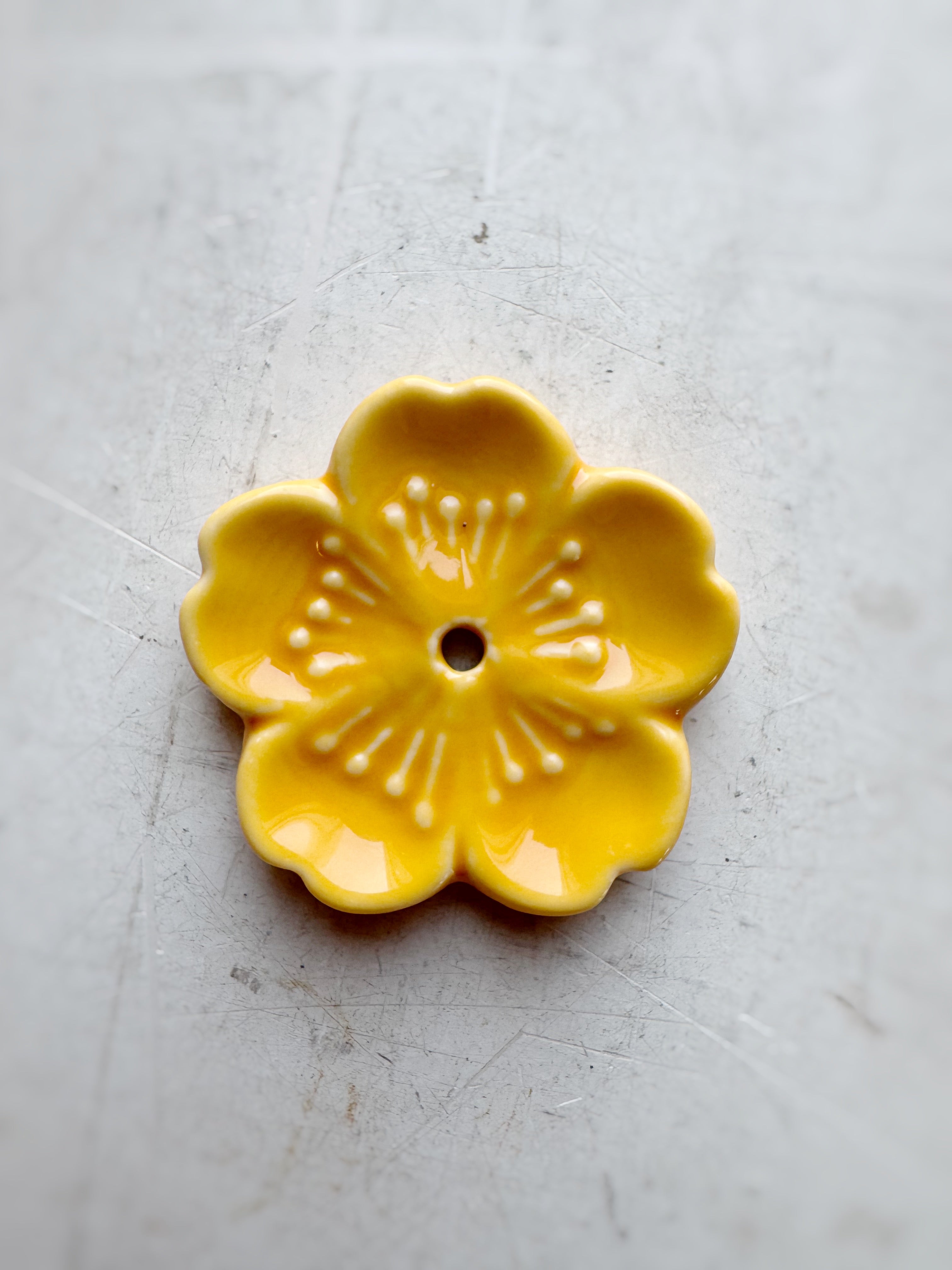 Ceramic Flower Incense Holder, HD1330
