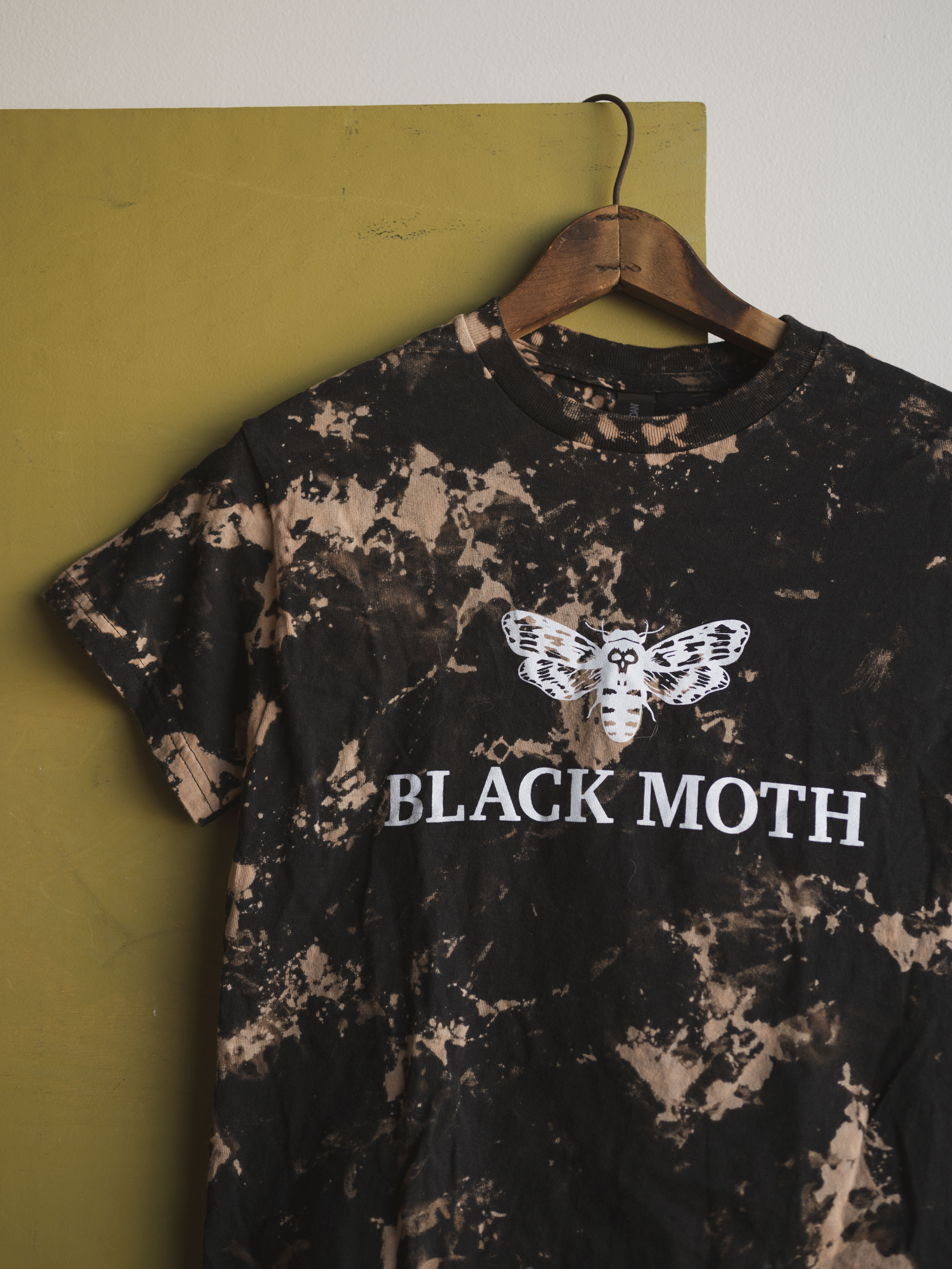 Bleach Dye Black Moth T-Shirt, CA1112