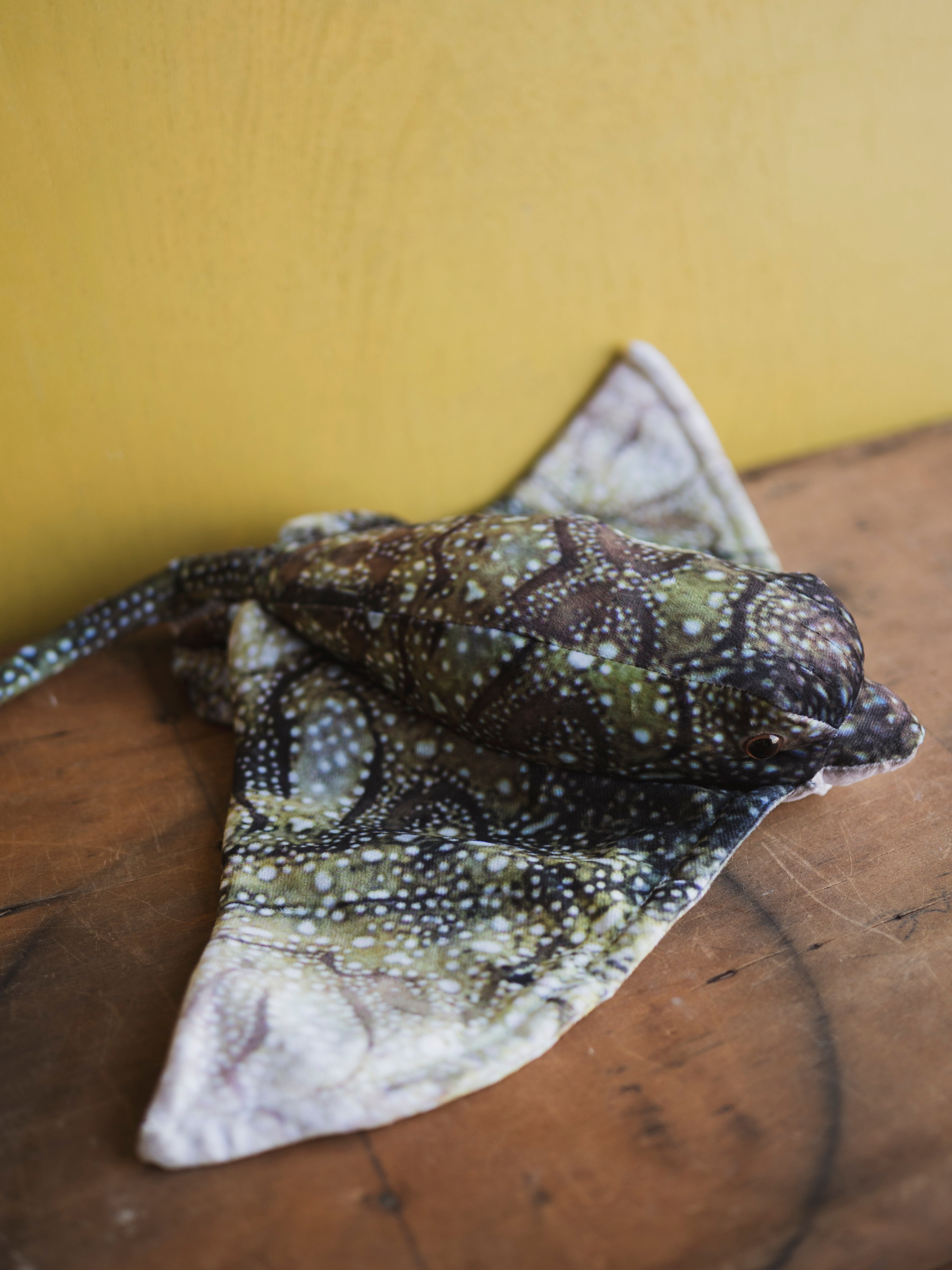 Plush Bat Ray, HD1281