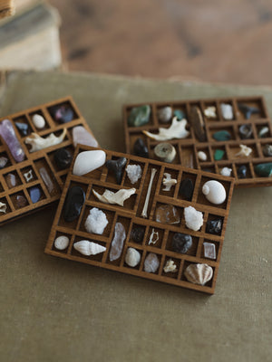 Mini Curio Shelf Magnet, HD1288