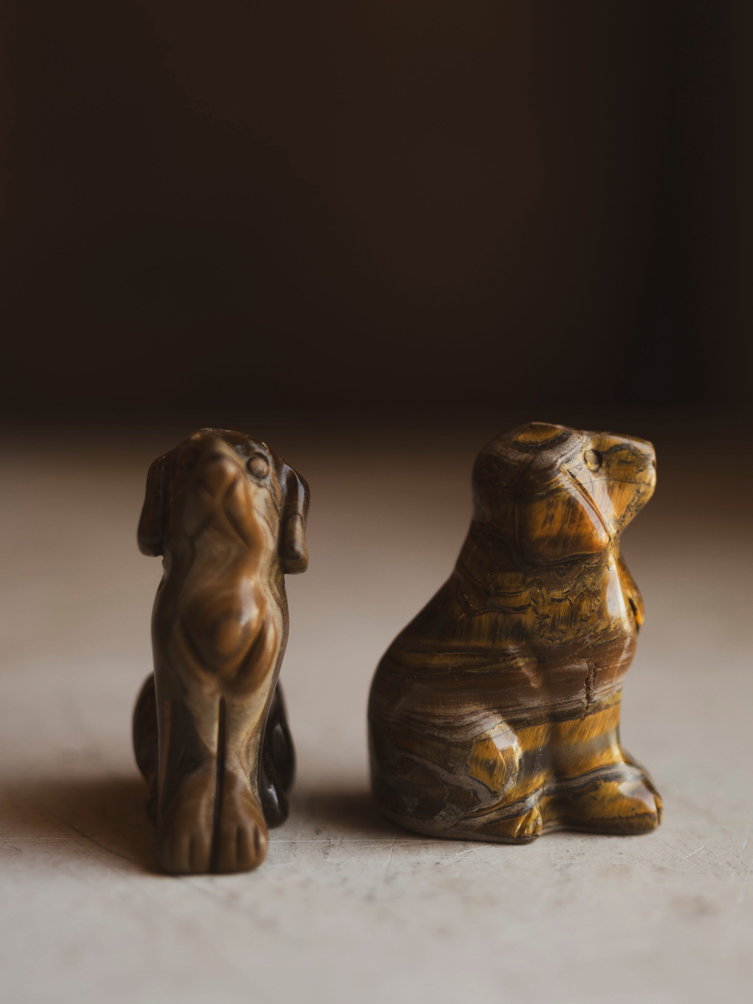2" Carved Crystal Dog, RM1553