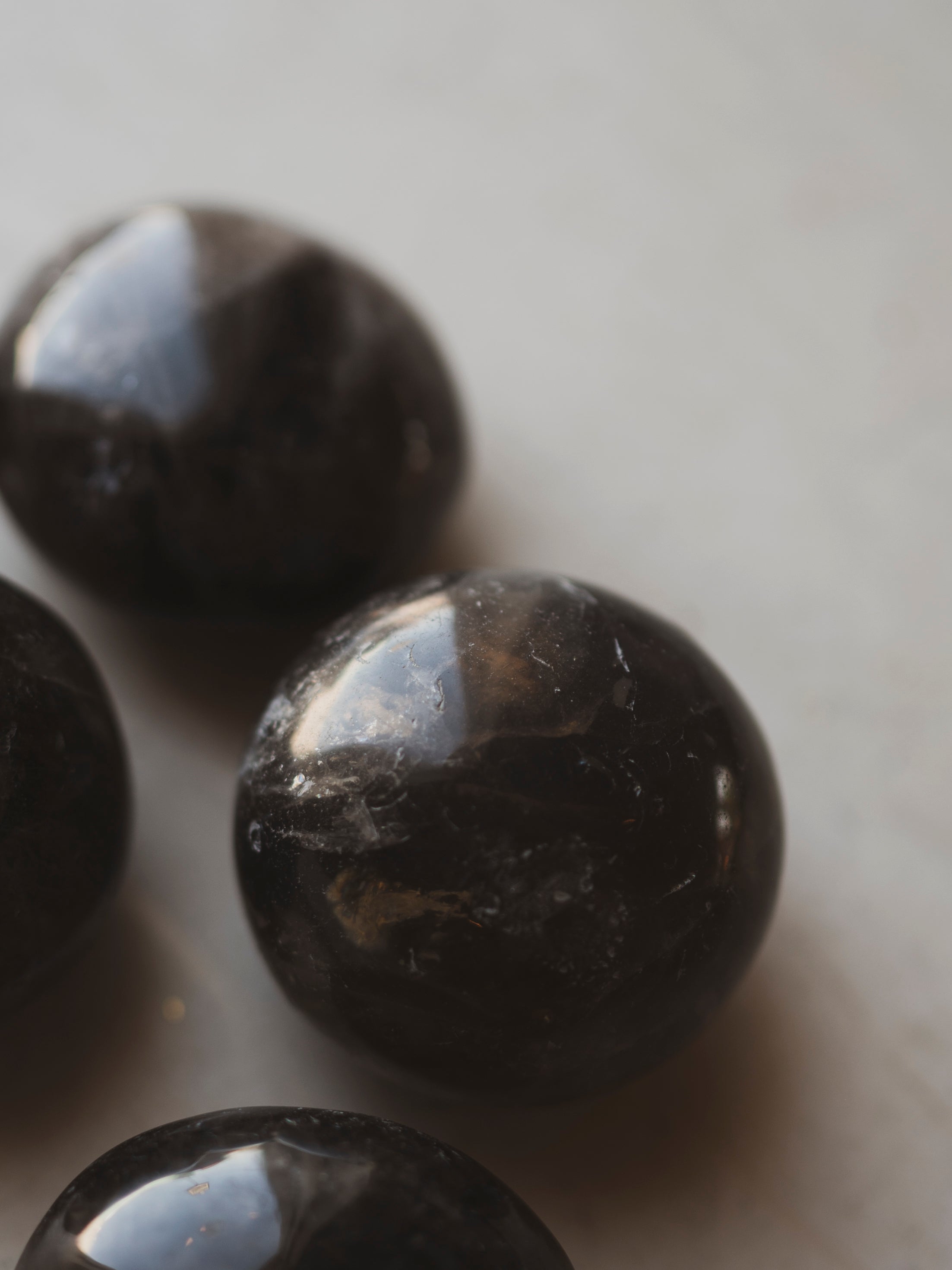 1.25" Smoky Quartz Palmstone, RM141