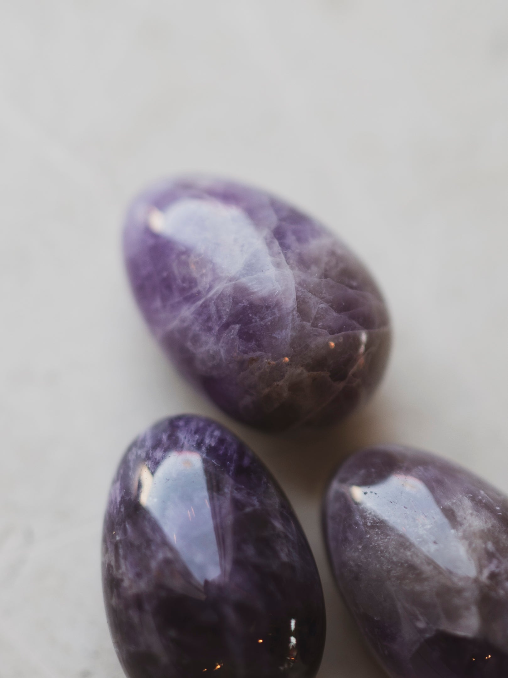 1" Carved Amethyst Egg, RM1566