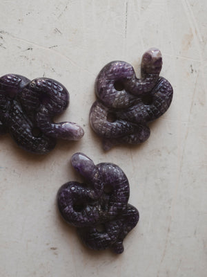 1.75" Carved Crystal Snake, RM1540