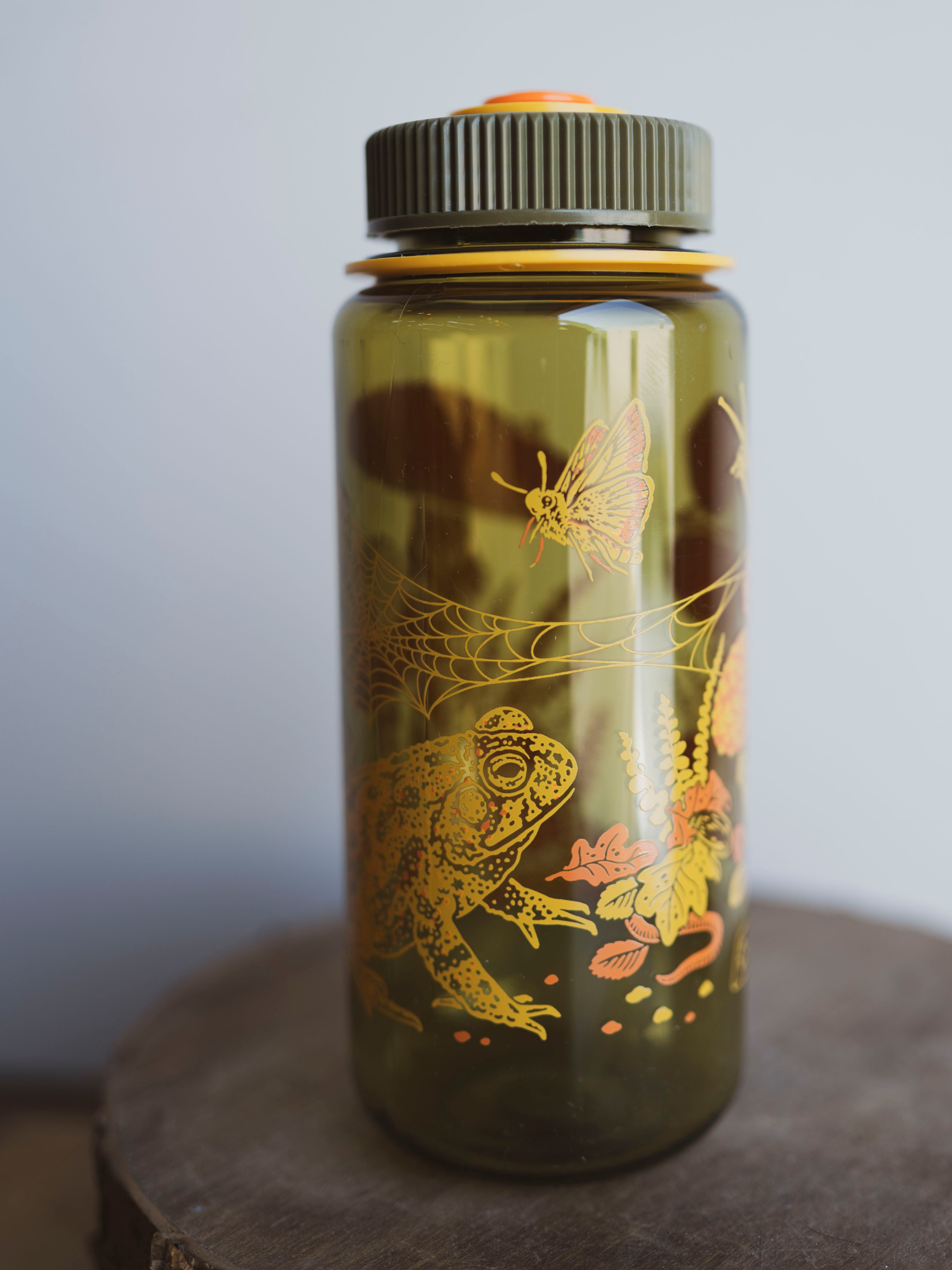 Toad & Mushroom 16oz Water Bottle, HD270