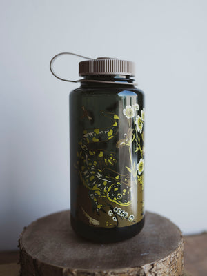 Bat and Lizard 32oz Water Bottle, HD272