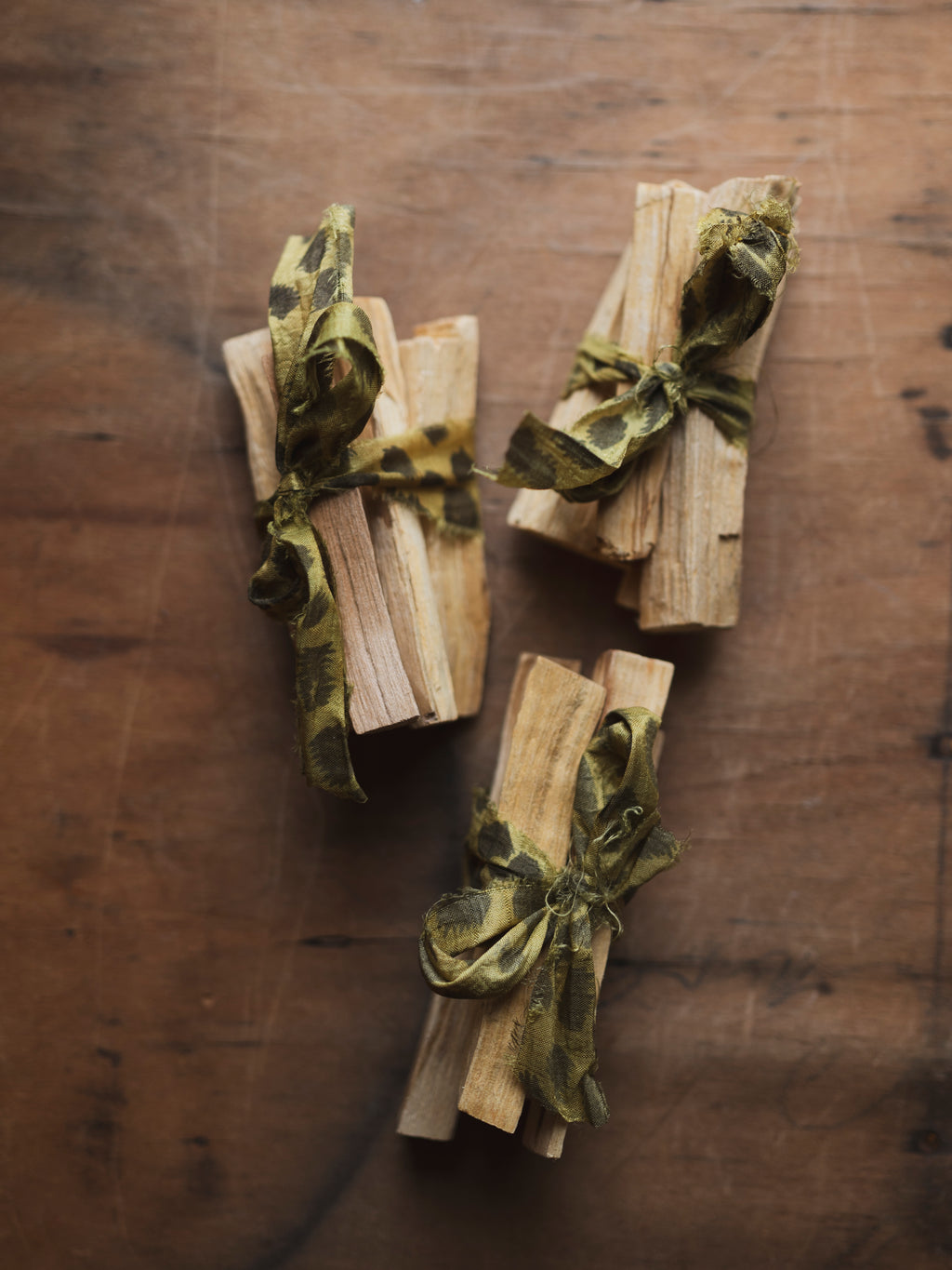 4" Palo Santo Bundle, HD454