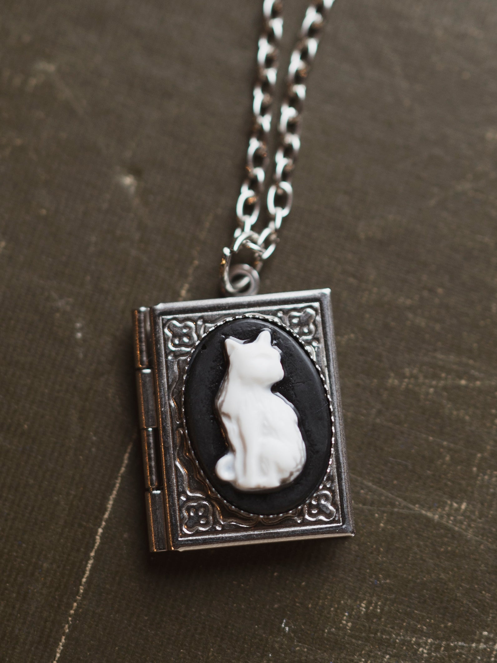 Silver Cat Locket Necklace, CA577