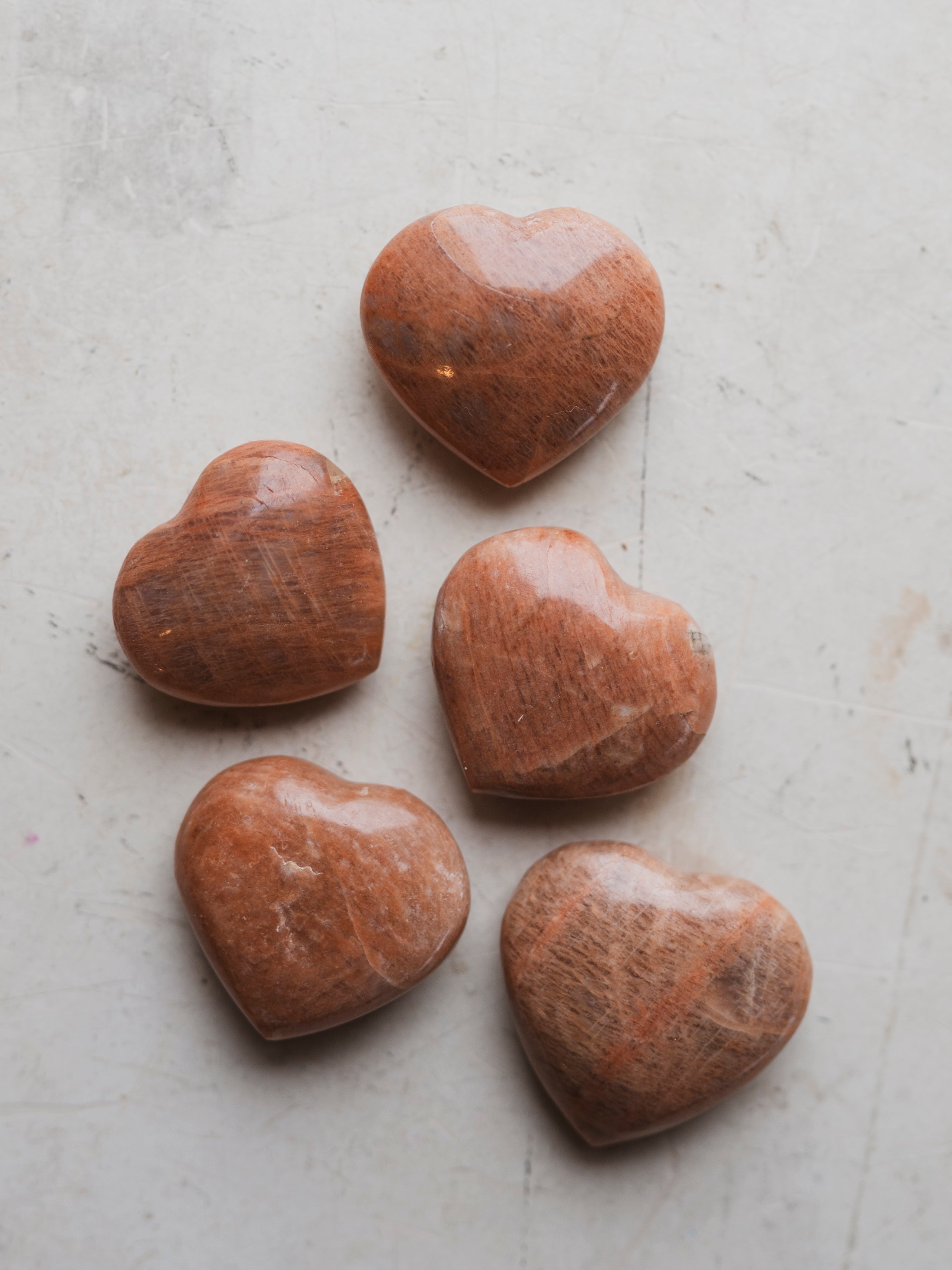 1"-1.5" Polished Peach Moonstone Heart, RM1772