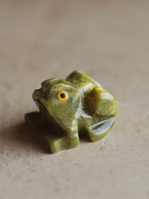 Carved Serpentine Toad, RM2055