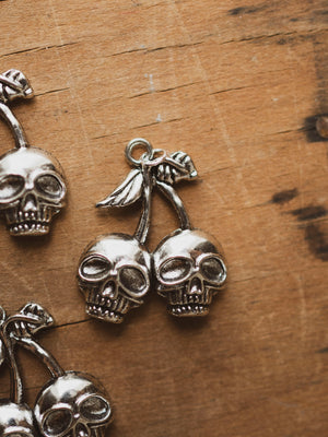 Double Skull Cherry Pendant, CA1374