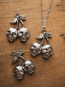 Double Skull Cherry Pendant, CA1374