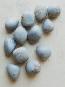 1-1.75" Polished Angelite, RM4018
