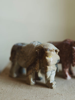 2.5" Carved Soapstone Woolly Mammoth, RM3035