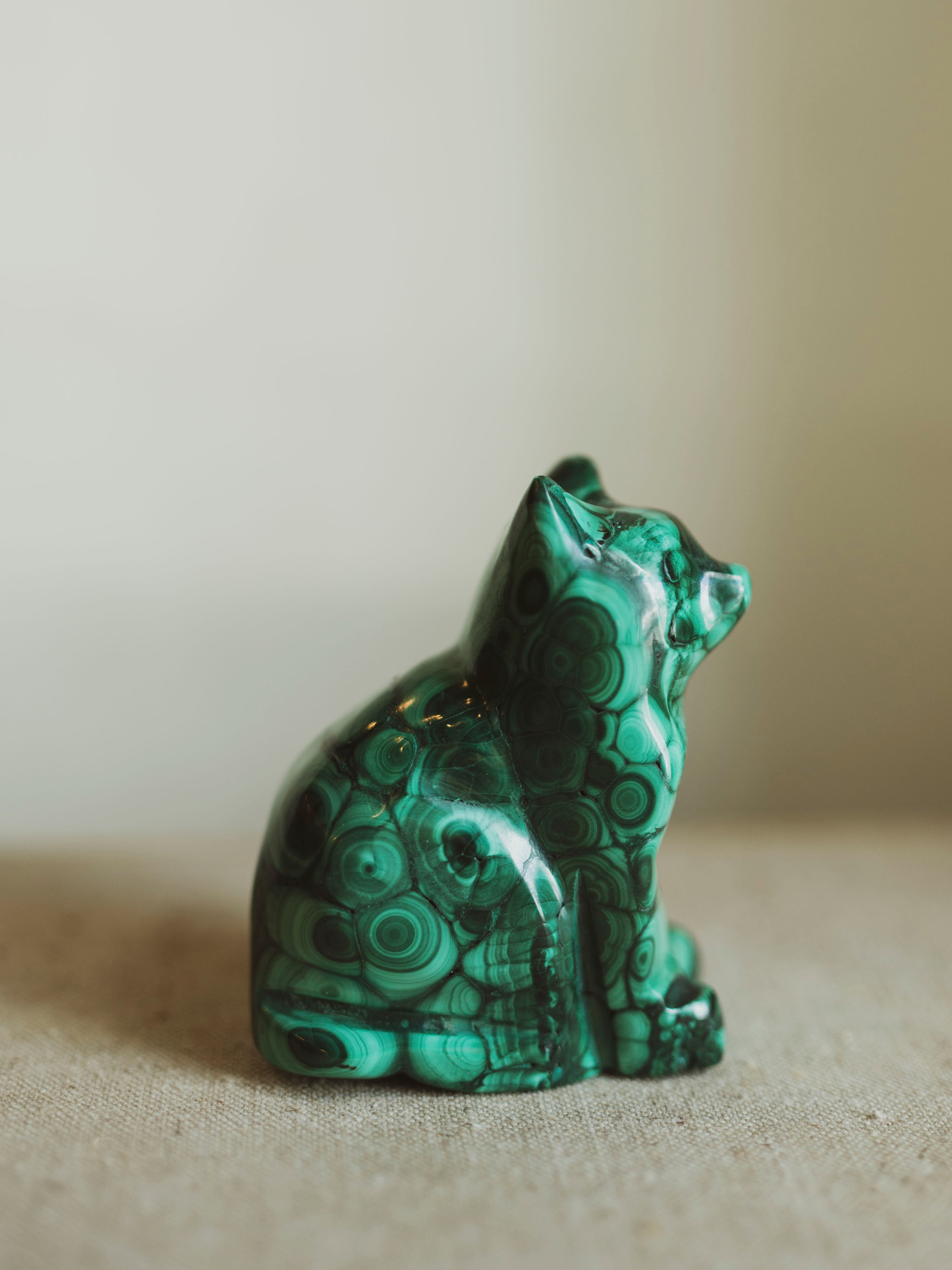 2.5" Carved Malachite Cat, RM3033