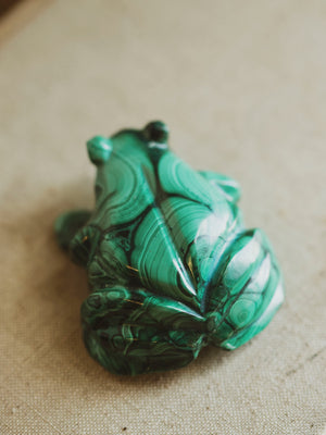 2.5" Carved Malachite Toad, RM3034