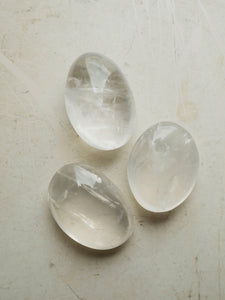 1.25-2.25" Clear Quartz Palmstone, RM4112