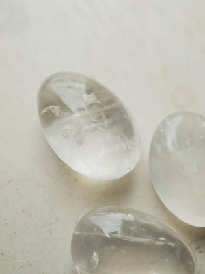 1.25-2.25" Clear Quartz Palmstone, RM4112