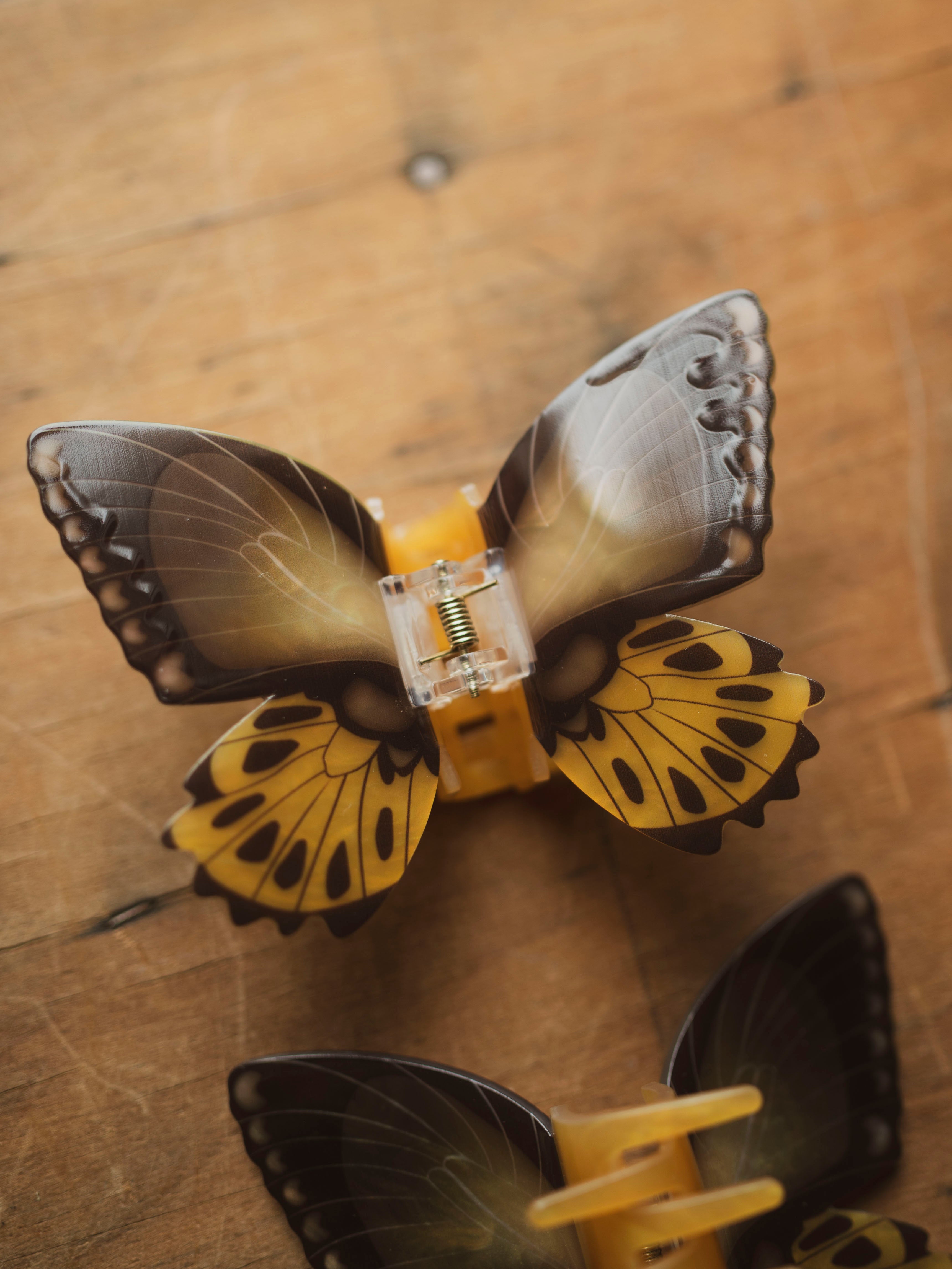 Yellow Butterfly Claw Clip, CA13