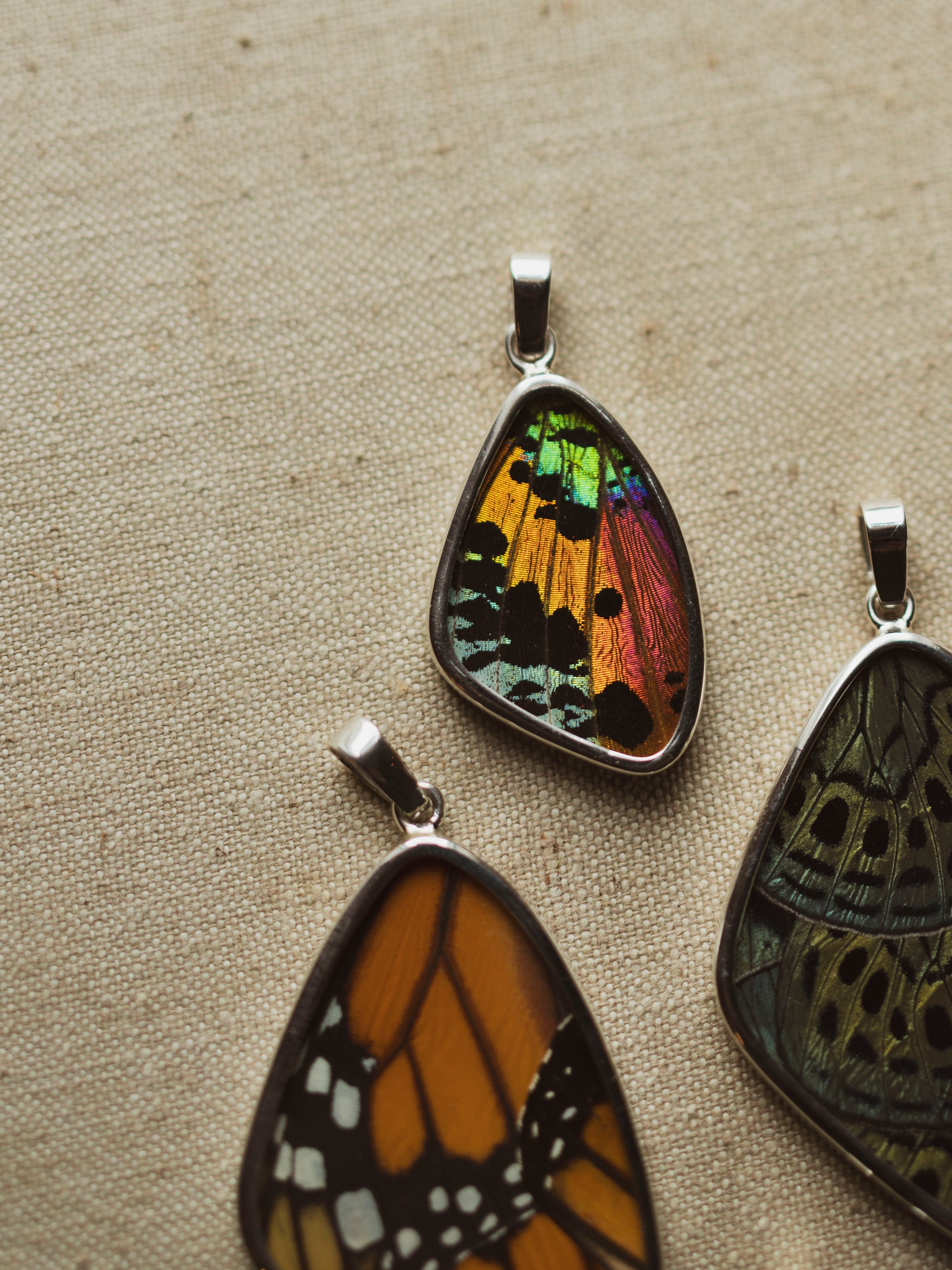 1.25" Sunset Moth Wing Pendant, CA1402