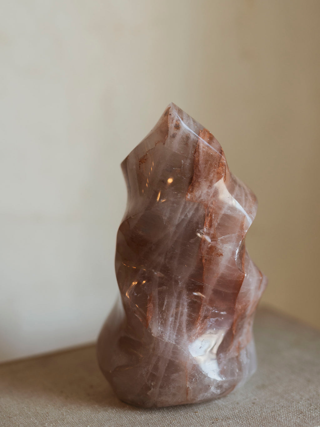 5.75" Fire Quartz Flame Cut, RM3085