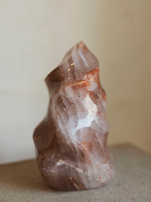 5.75" Fire Quartz Flame Cut, RM3085