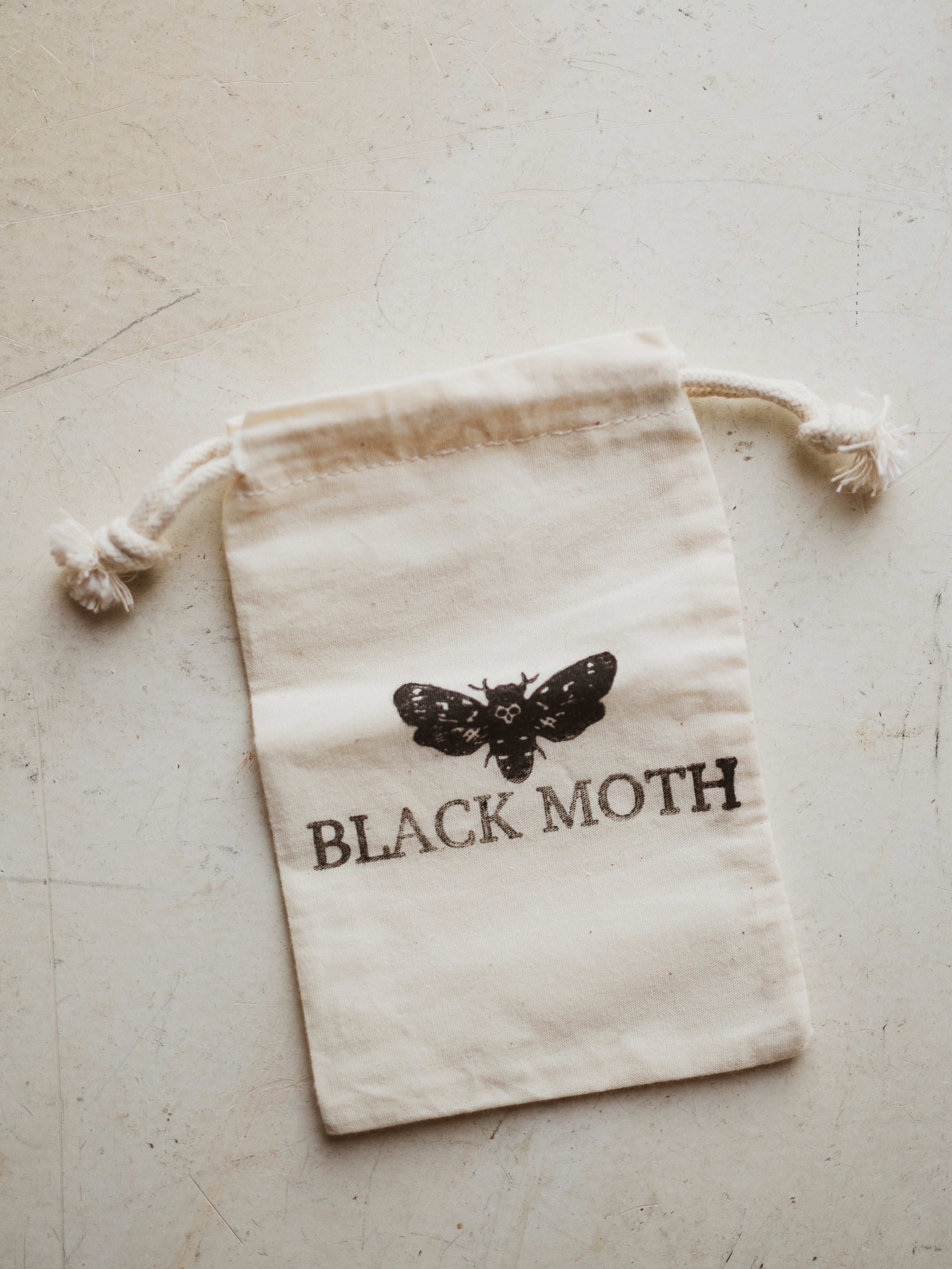 5" Black Moth Muslin Bag, HD102