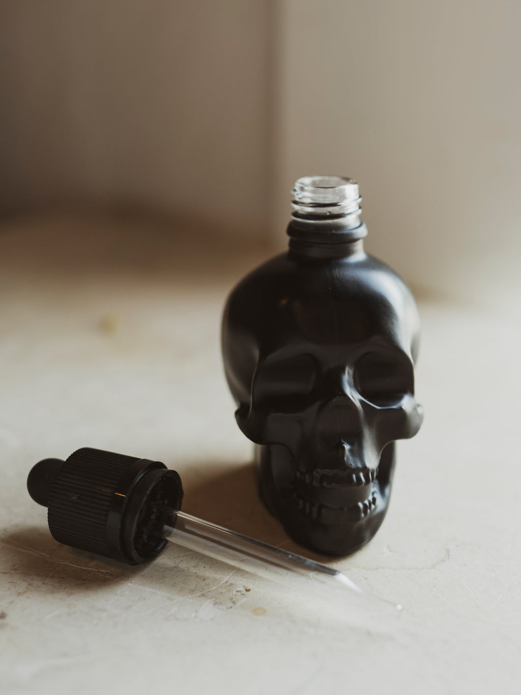 Black Skull Dropper Bottle, HD568