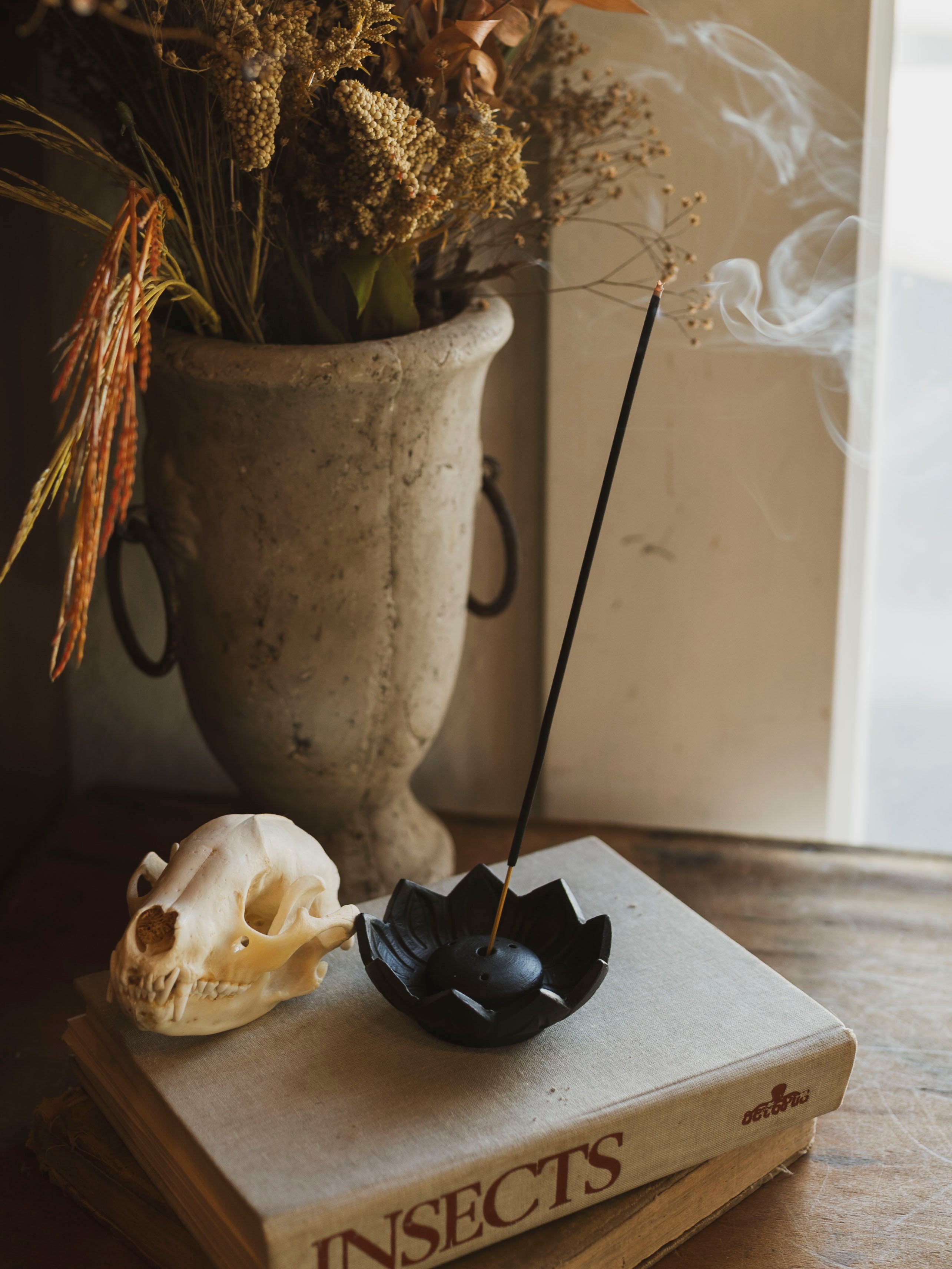 Black Lotus Incense Holder, HD1002