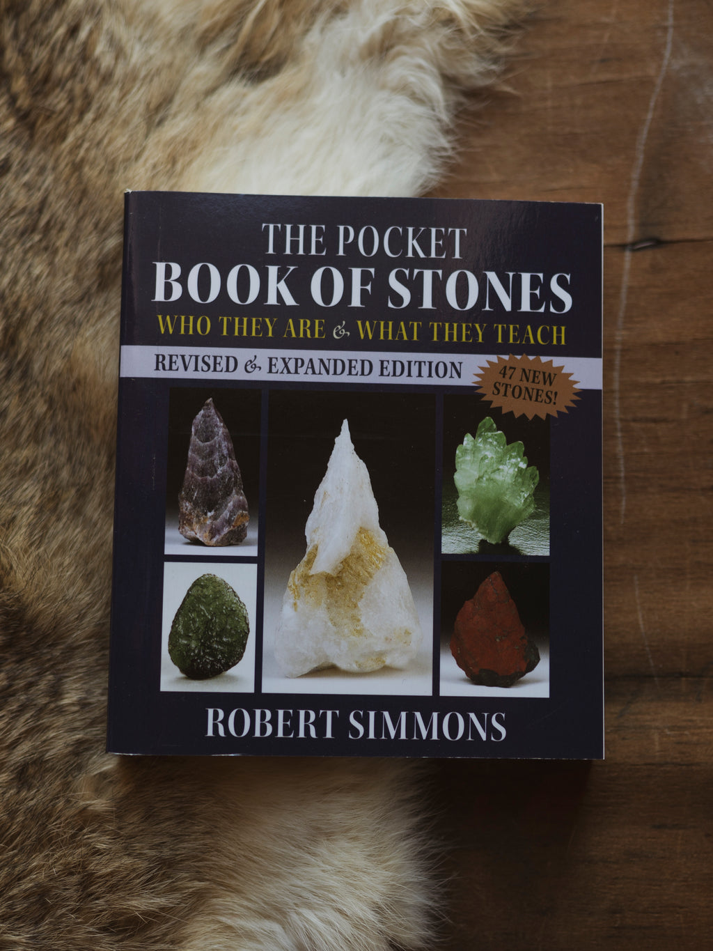 Pocket Book of Stones, BO170