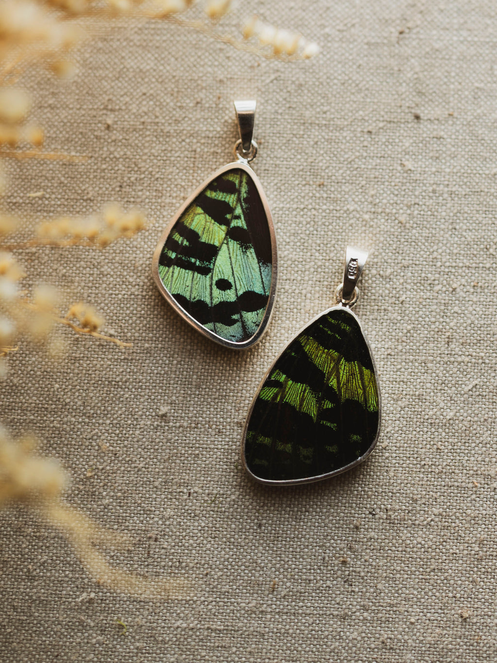 1" Sunset Moth Wing Pendant, CA1417