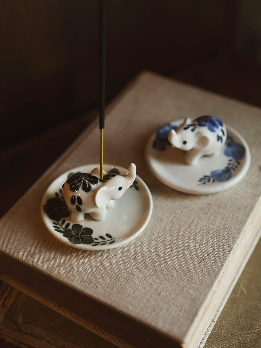 Elephant on Plate Incense Holder, HD302