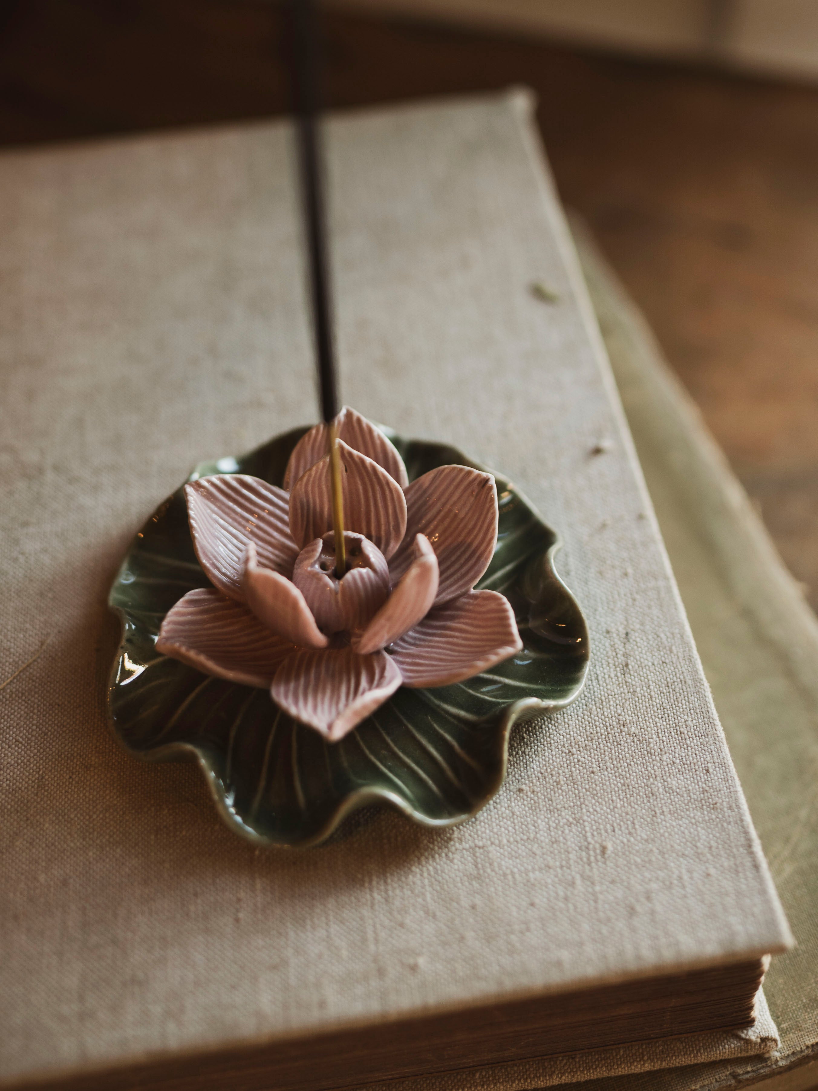 Pink Lotus Incense Holder, HD306