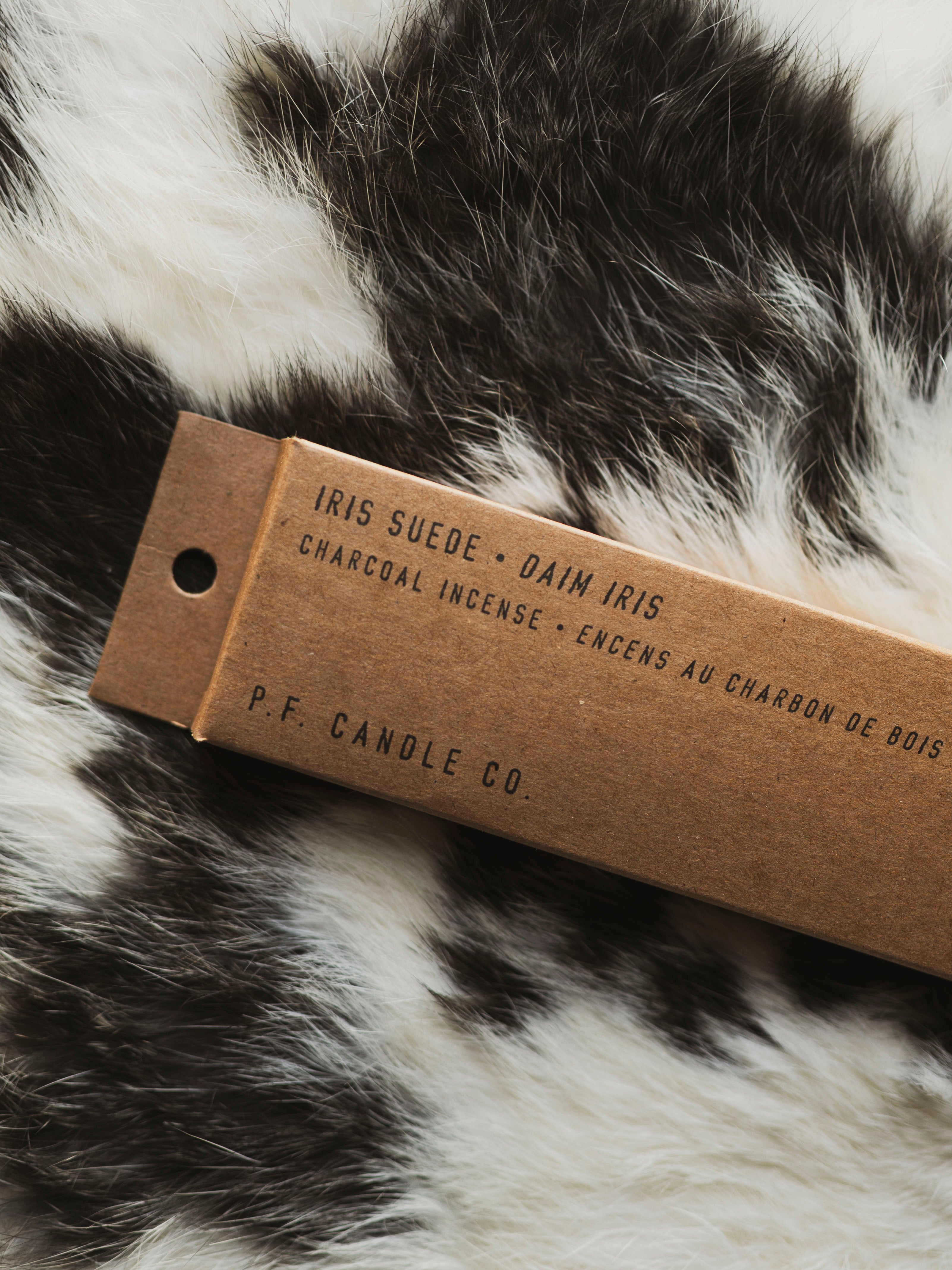 Iris Suede Incense, Pack of 15, HD250