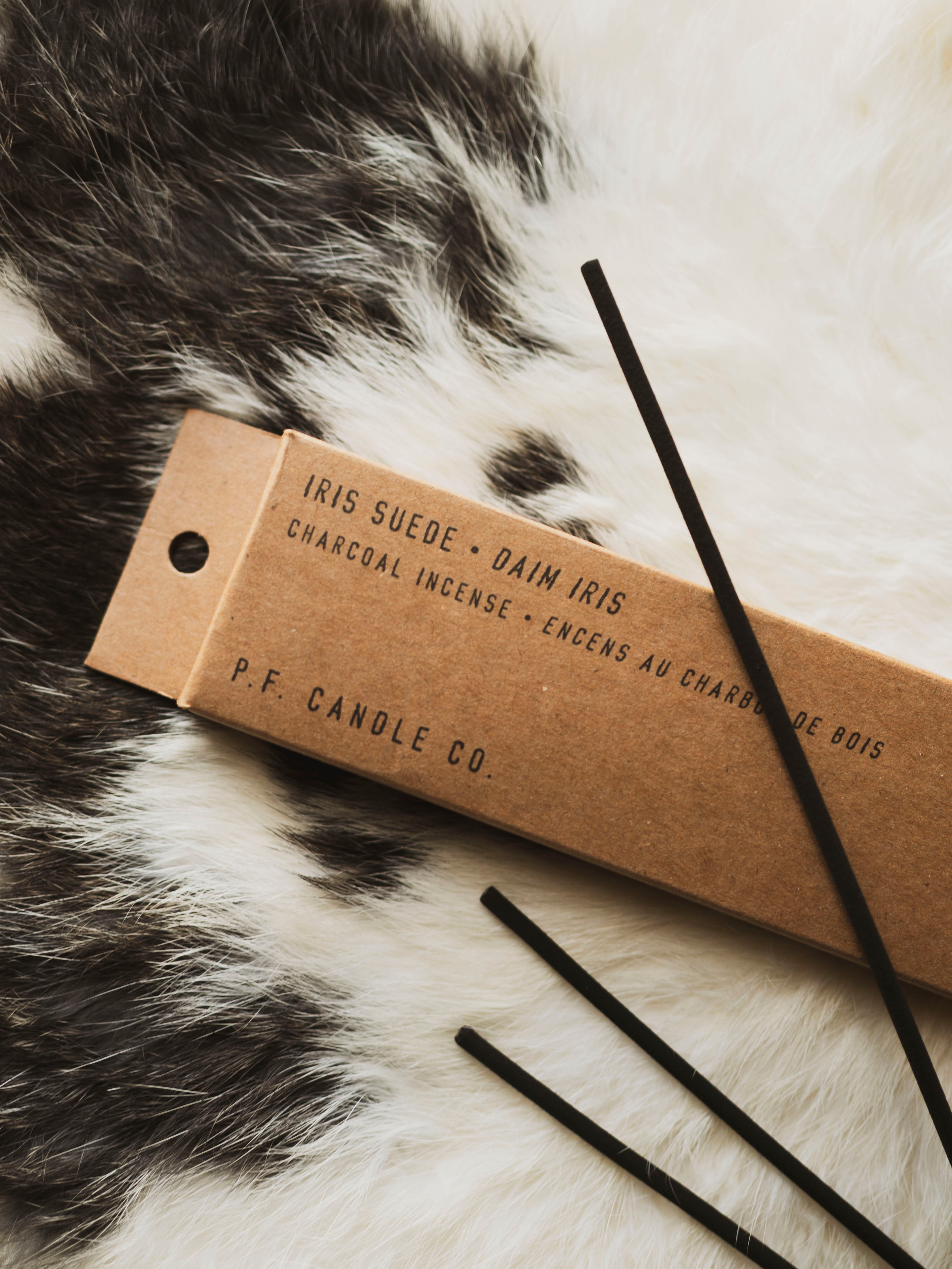 Iris Suede Incense, Pack of 15, HD250