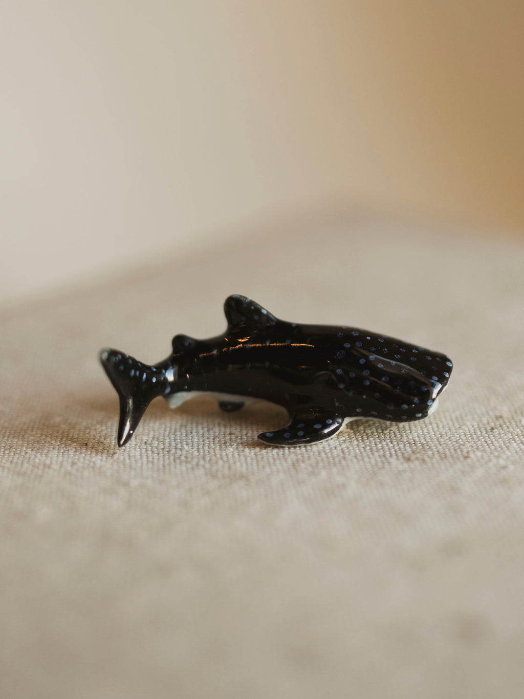 Mini Porcelain Whale Shark, CA1378