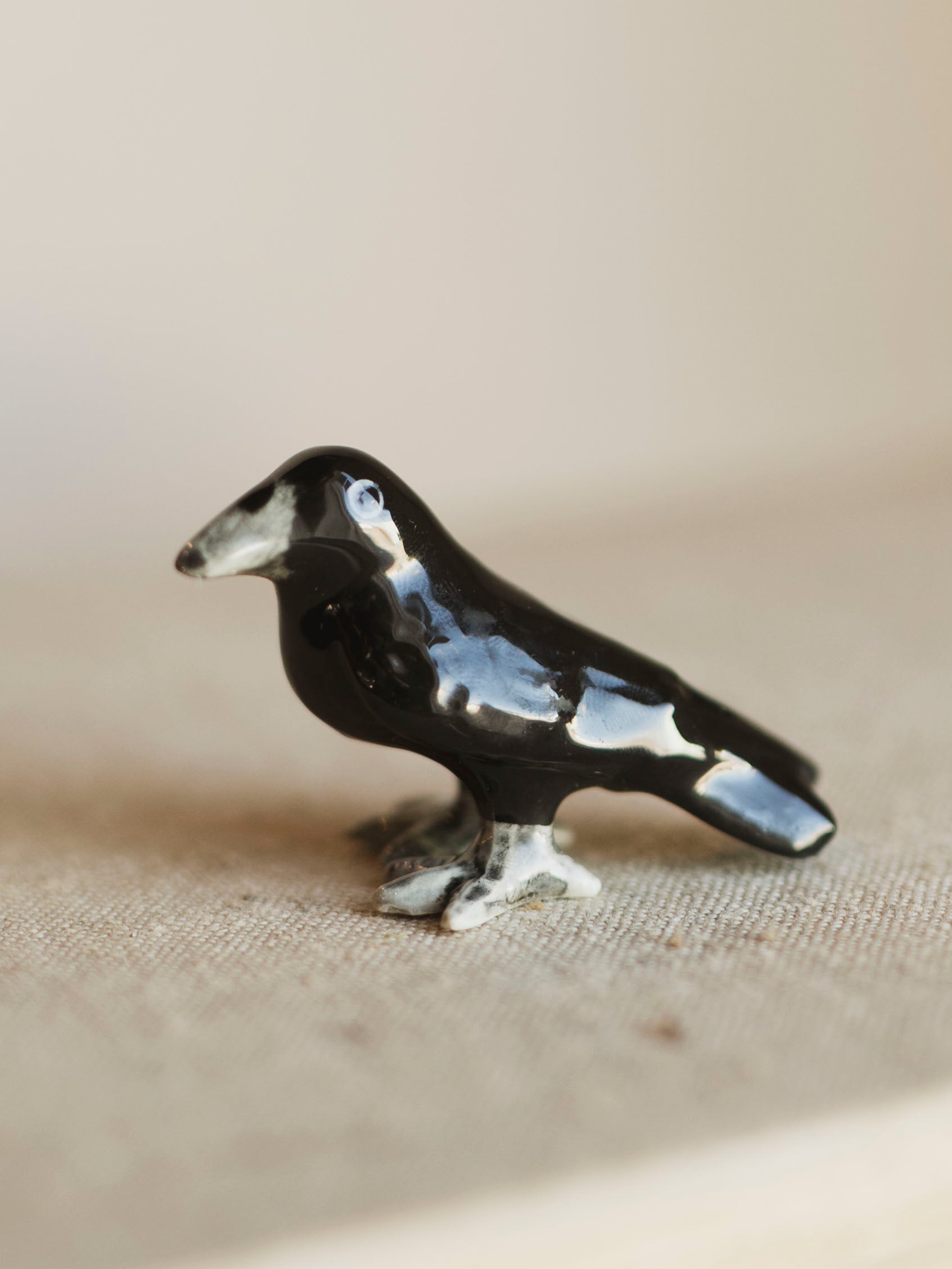 Mini Porcelain Raven, CA1376