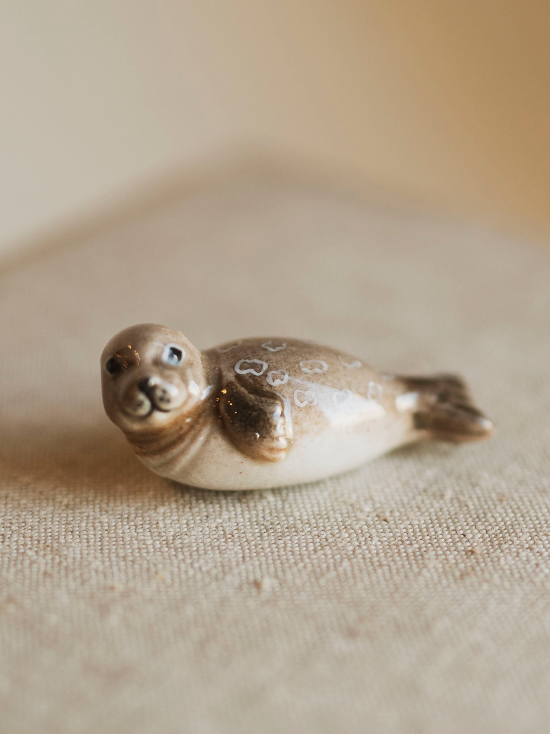Mini Porcelain Ringed Seal, CA1380