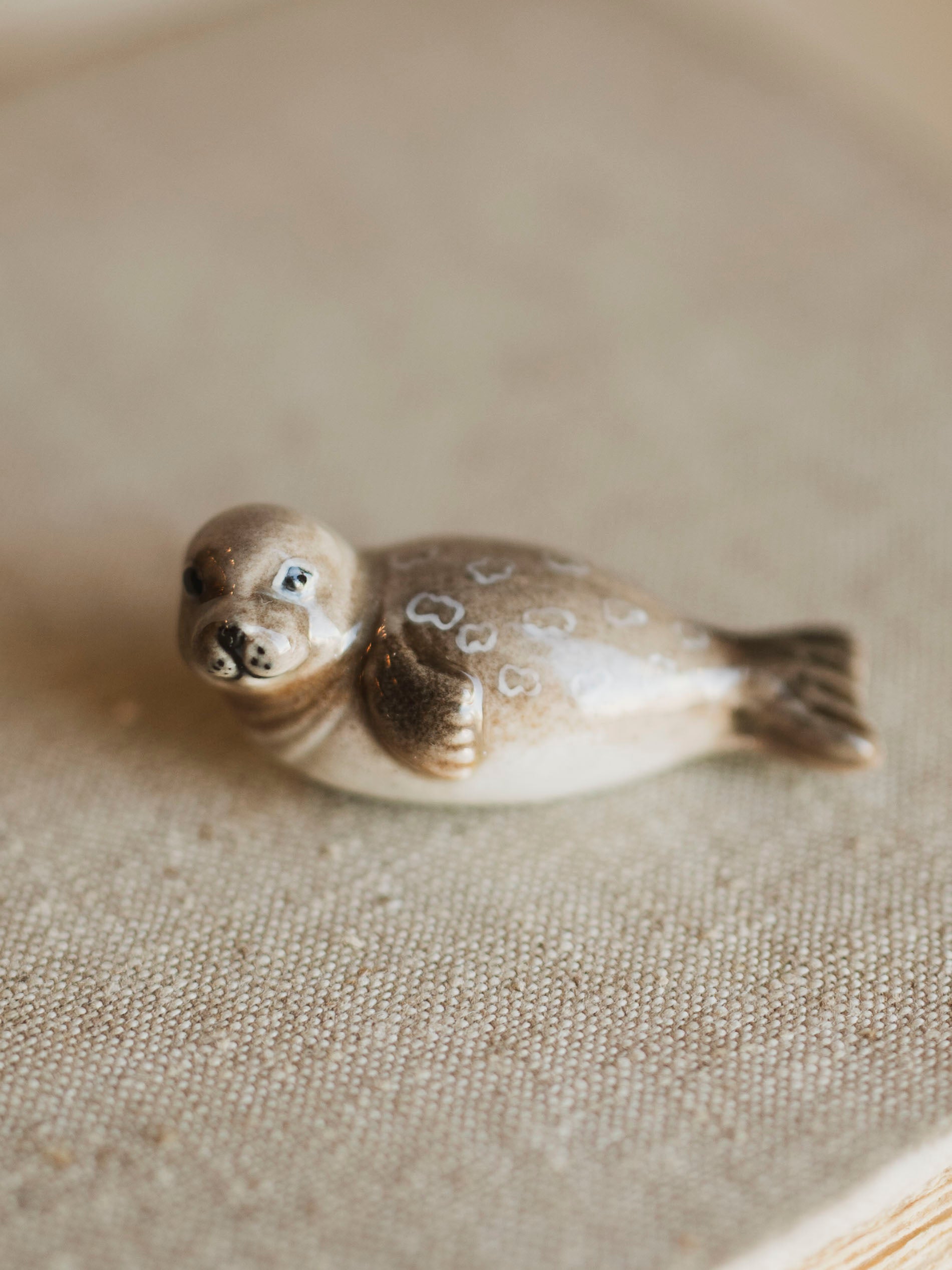 Mini Porcelain Ringed Seal, CA1380