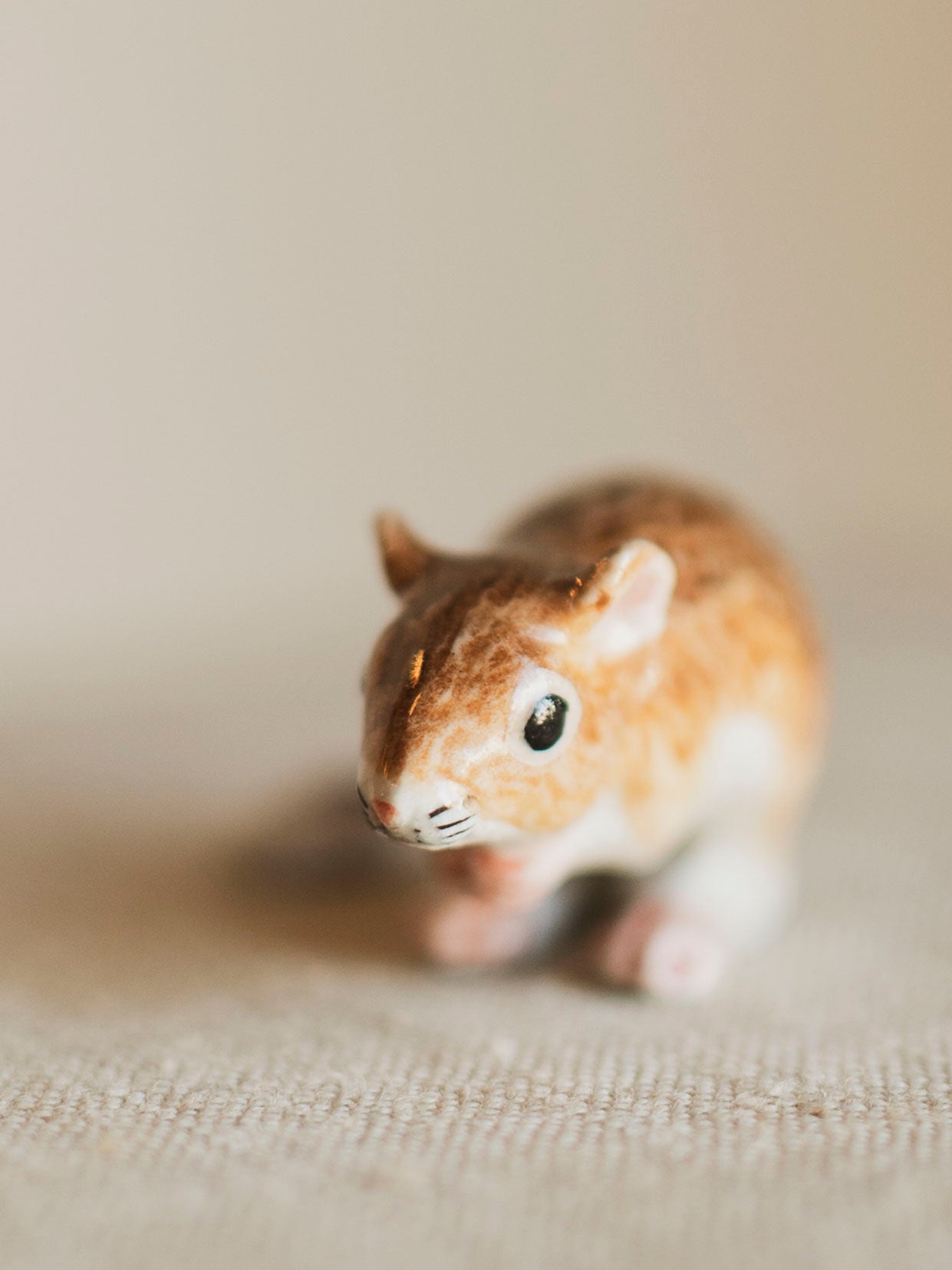 Mini Porcelain Kangaroo Rat, CA1364