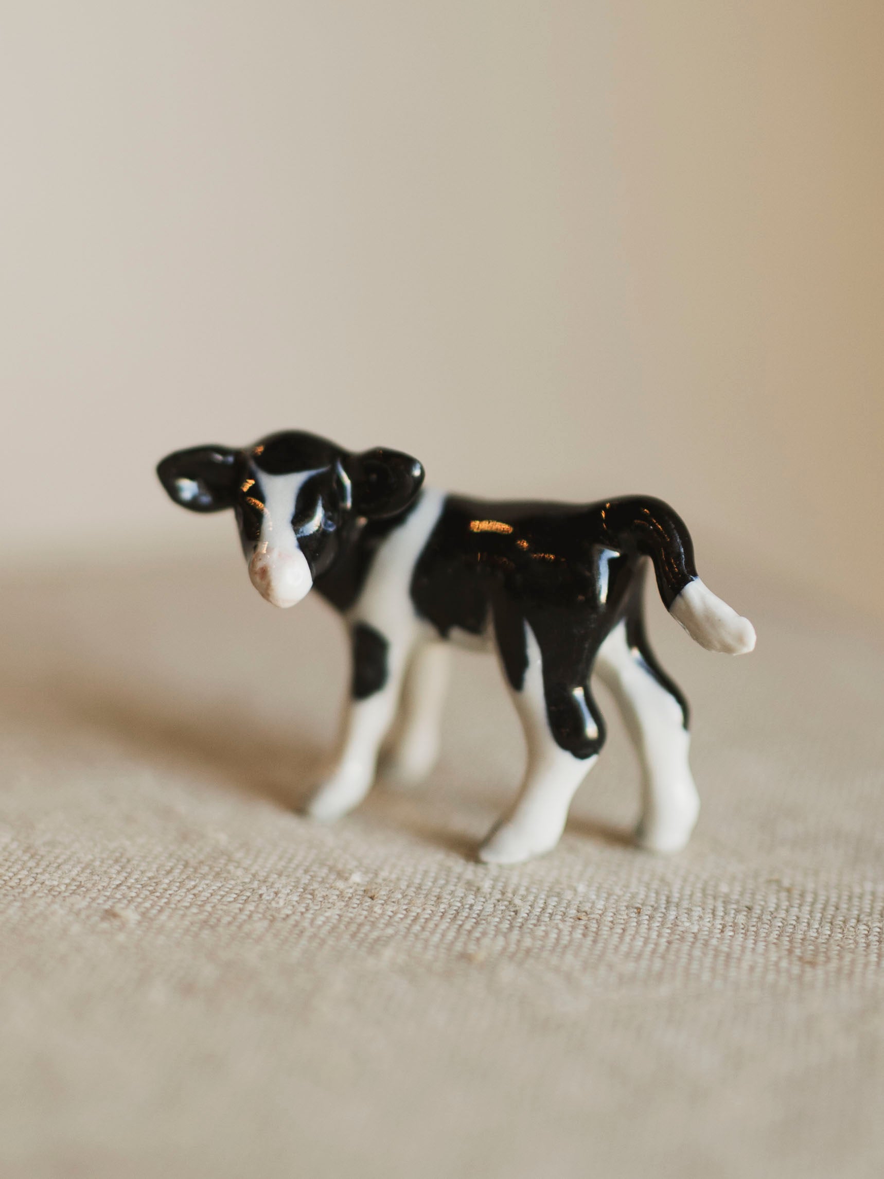 Mini Porcelain Calf, CA1377