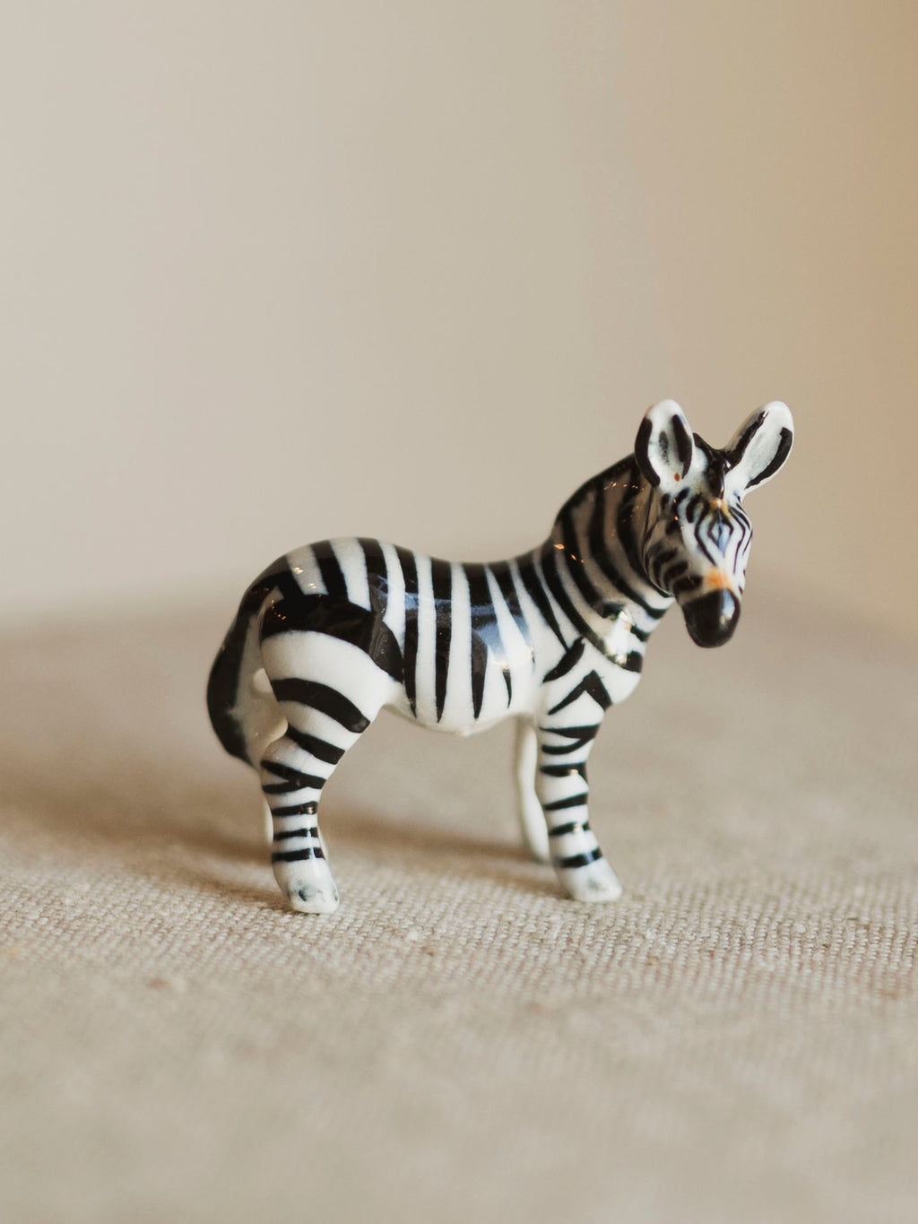 Mini Porcelain Zebra, CA1382