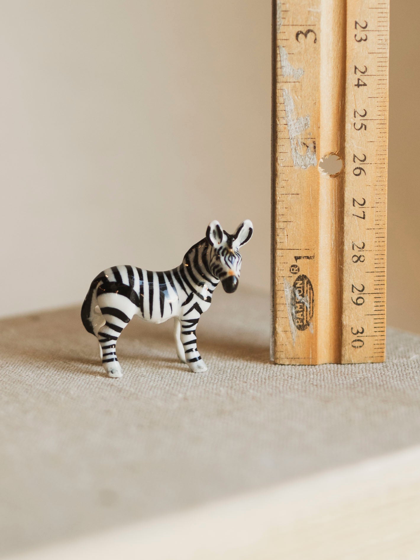 Mini Porcelain Zebra, CA1382