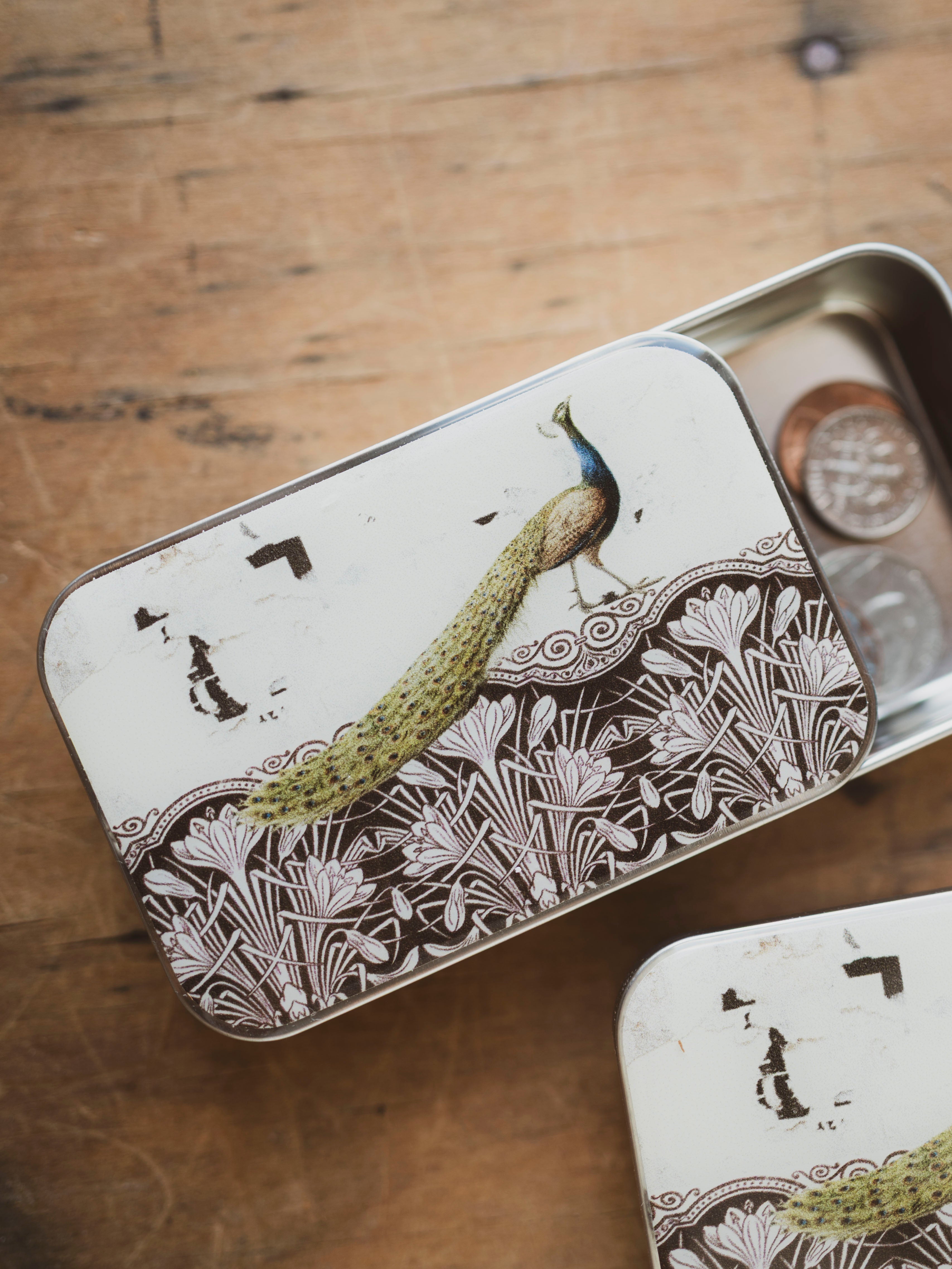 Tin box, HD10