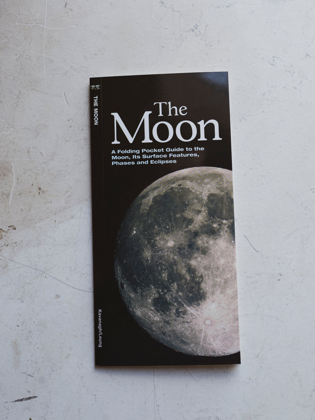 The Moon Pocket Guide, BO108