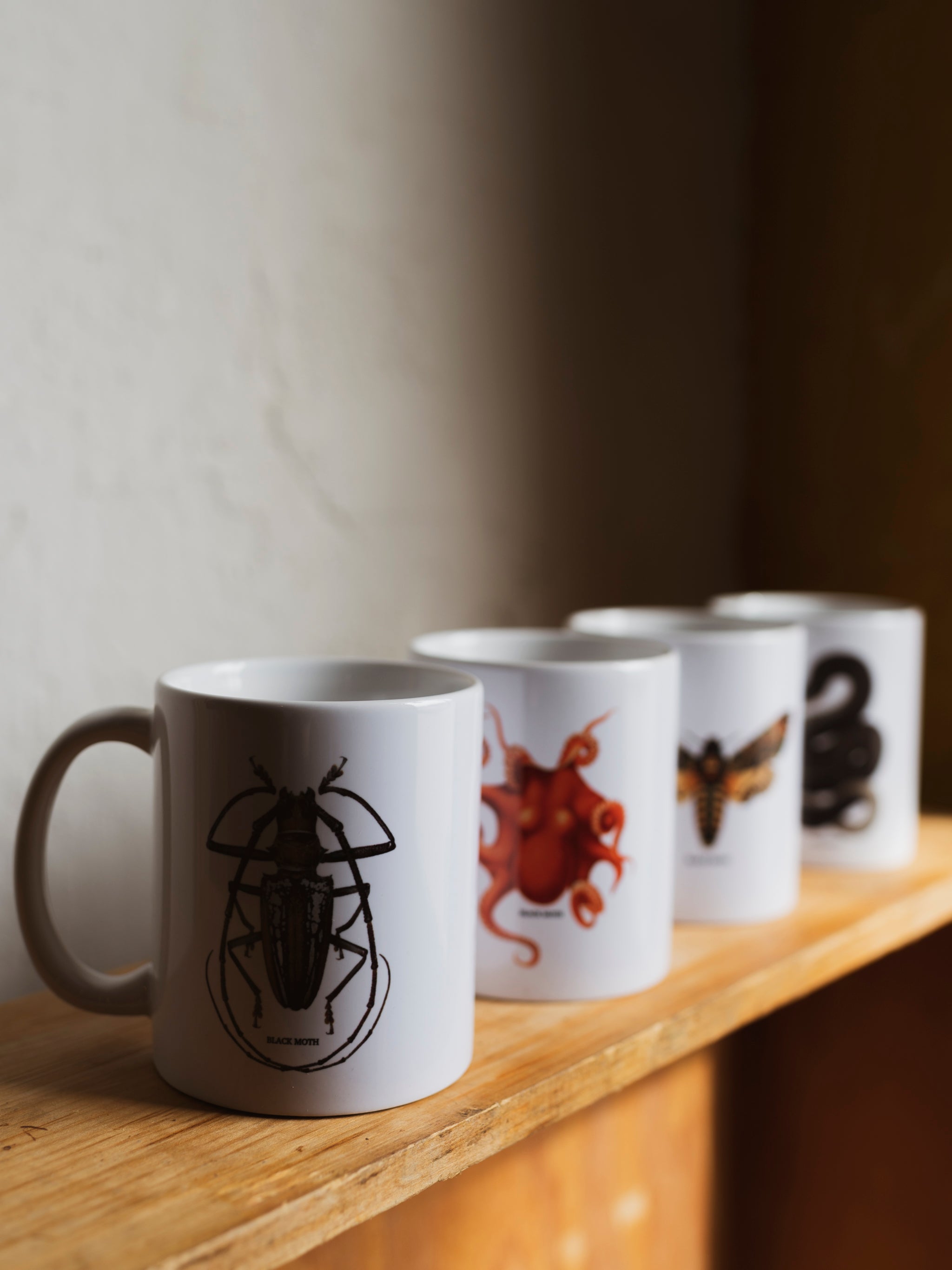 Black Moth Death’s Head Hawk Moth Mug, HD936